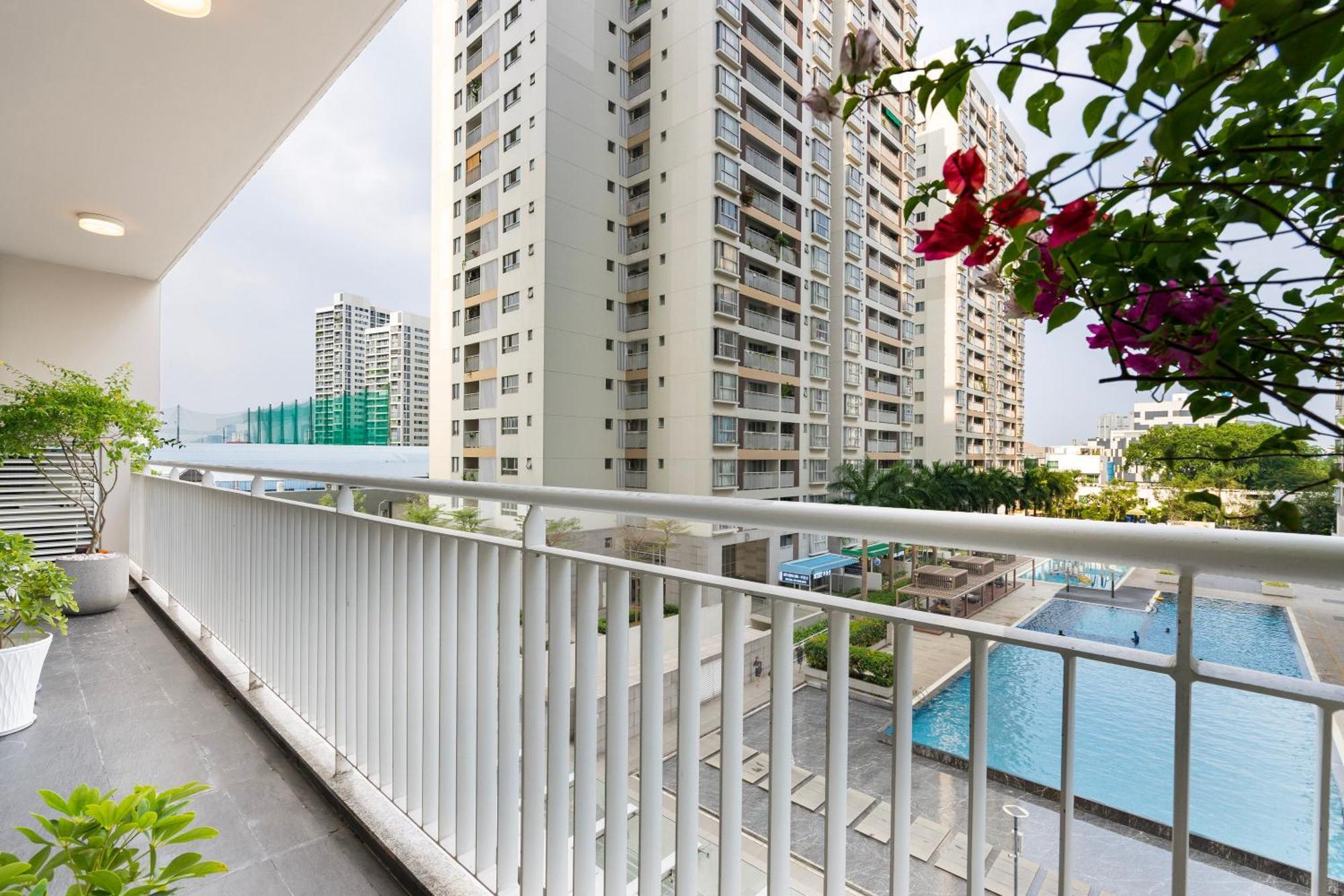 Scenic Valley Serviced Apartment Ho Chi Minh City Bagian luar foto
